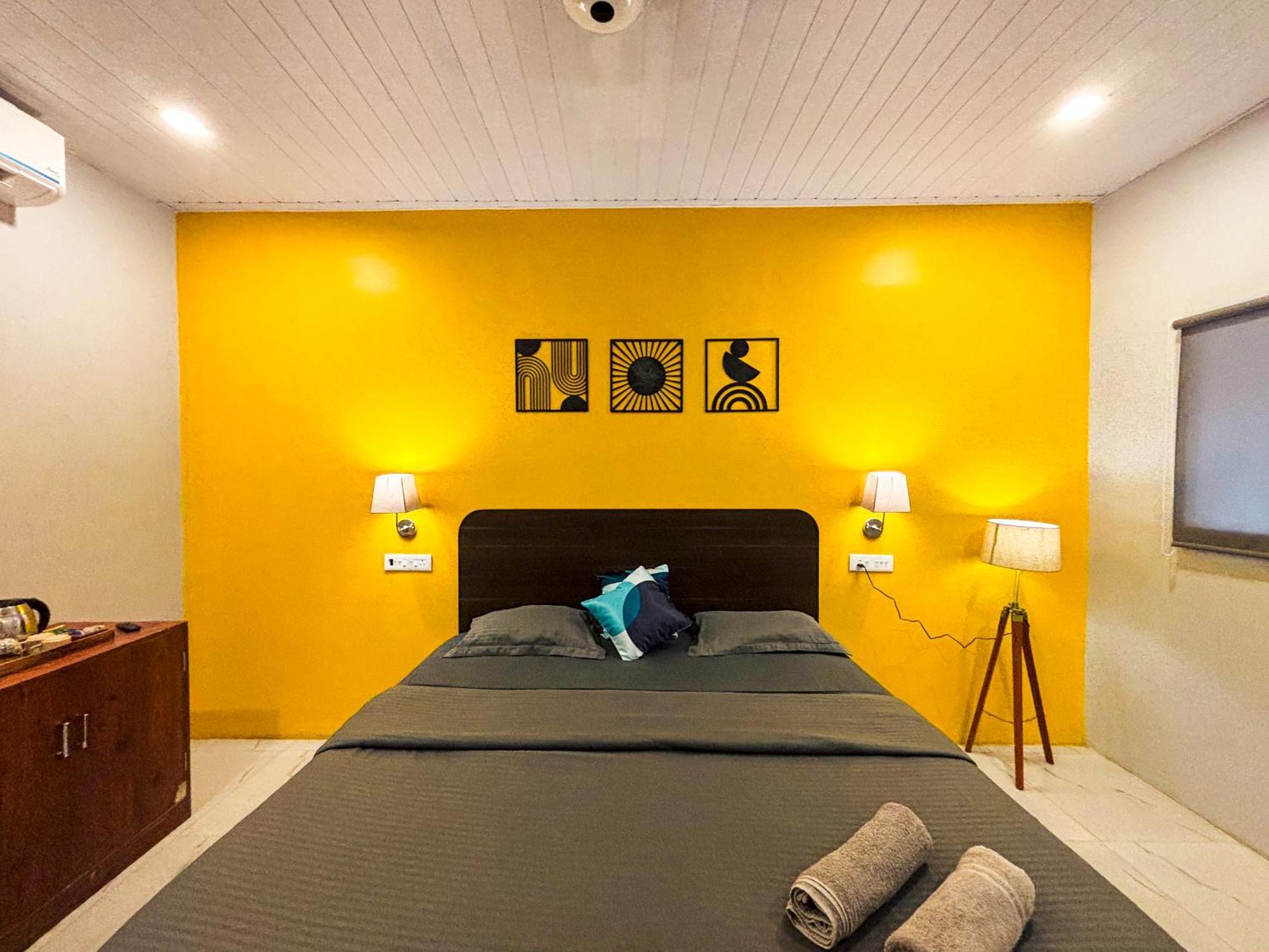 Traverse Luxe Hostel Палолем Екстер'єр фото